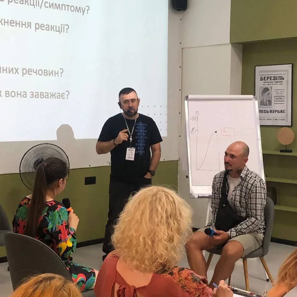 Навчальний курс із травма-фокусованої терапії (TF-CBT) та терапії прийняття і відповідальності (ACT) — 2